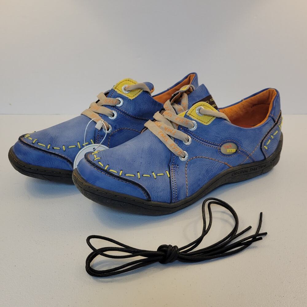 TMA Eyes Women's 11.5 Blue Leather Sneakers Shoes NEW